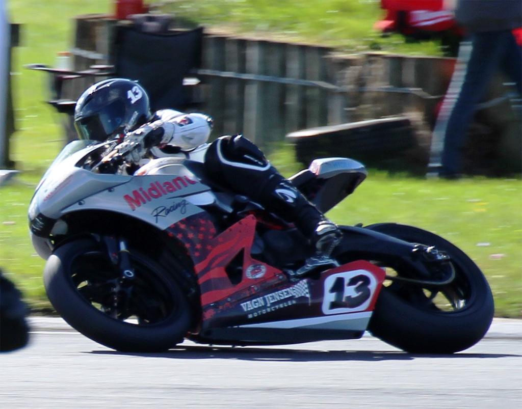 René Prang kører Bronzen hjem på sin EBR 1190 RX
(Foto: Erling Prang)